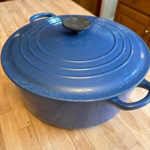 Le Creuset Classic Blue Dutch Oven